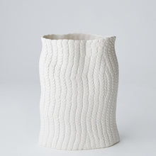 Cargar imagen en el visor de la galería, Sequins Vase-Matte